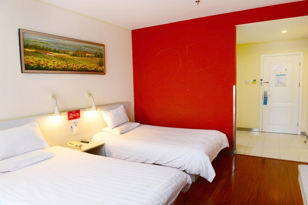 Hanting Express Shanghai Middle Sichuan Road المظهر الخارجي الصورة