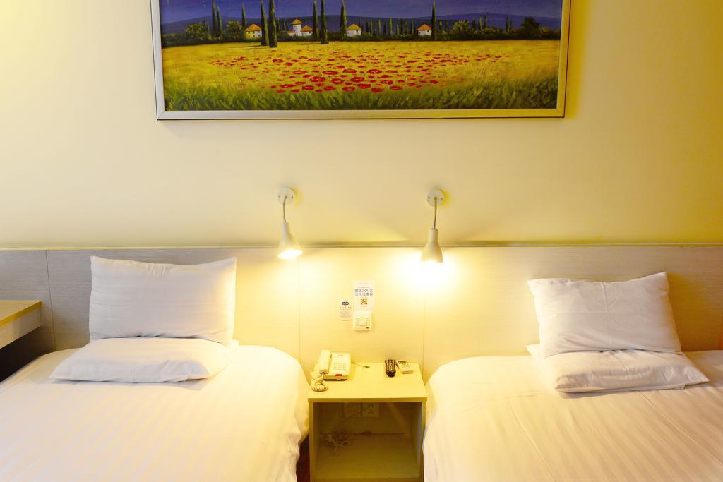 Hanting Express Shanghai Middle Sichuan Road المظهر الخارجي الصورة