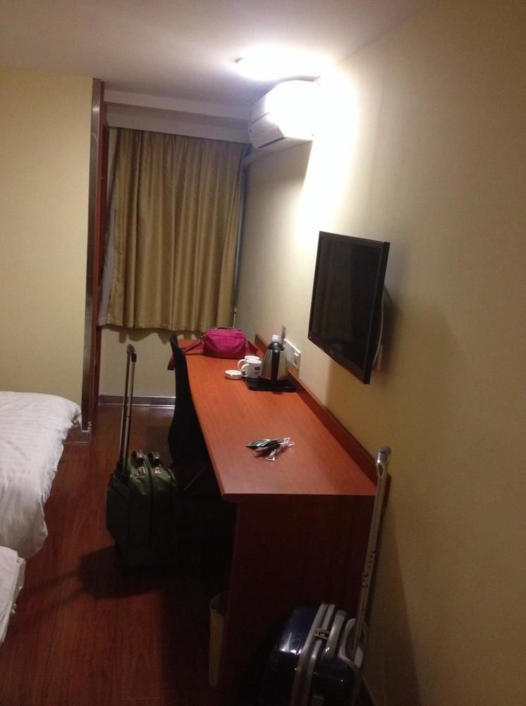 Hanting Express Shanghai Middle Sichuan Road المظهر الخارجي الصورة